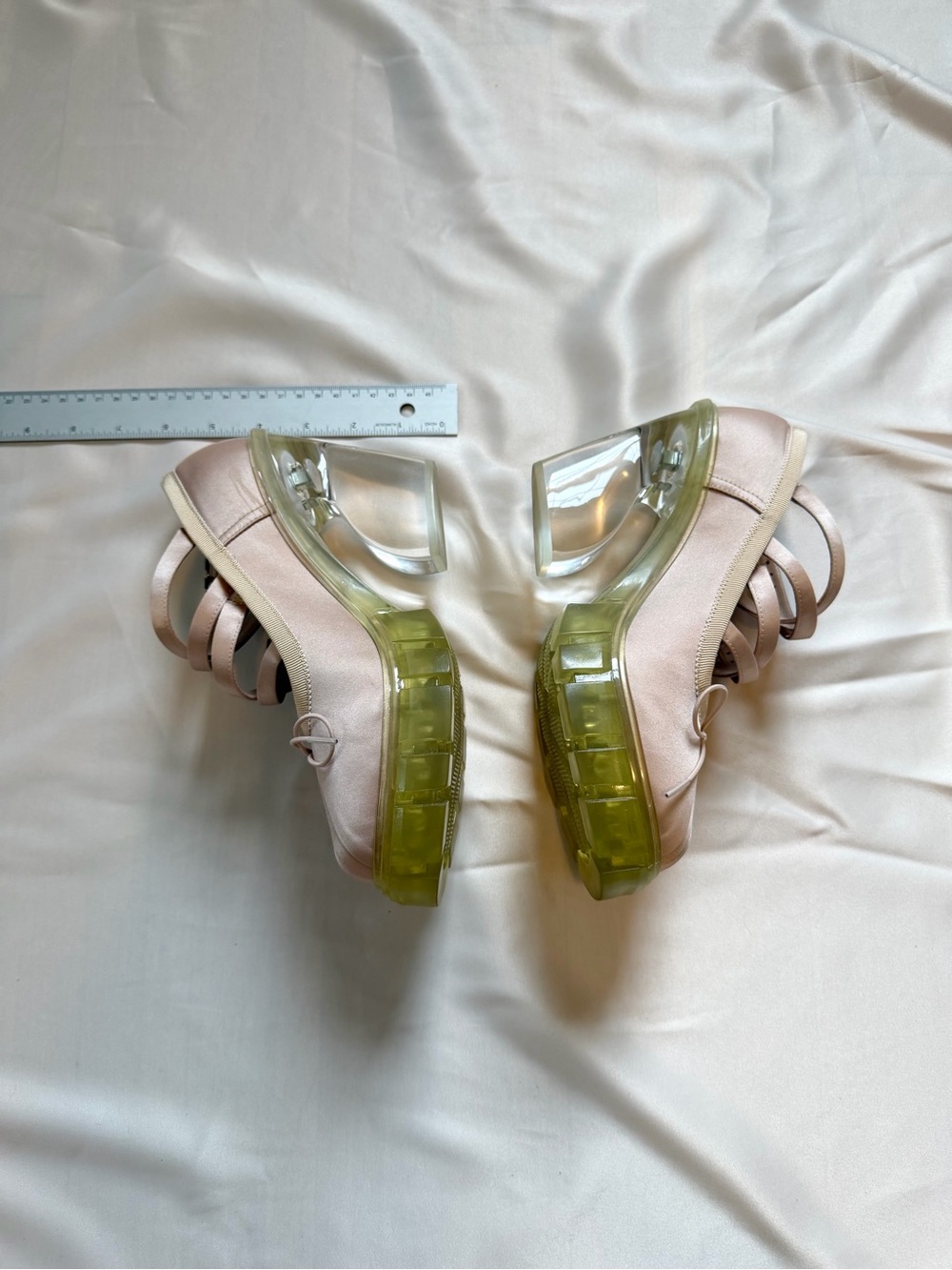 Simone Rocha pink satin criss cross Mary Jane pump with lucite heel - Picture 7 of 14